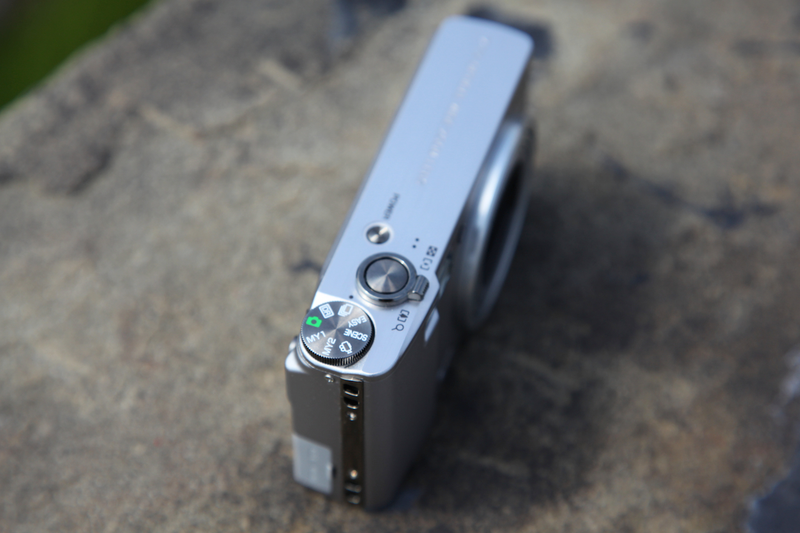 Illustration for article titled Ricoh CX1 Review: A Photographer's Compact Point and Shoot